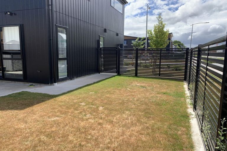 Photo of property in 25 Doug Jensen Street, Wallaceville, Upper Hutt, 5018