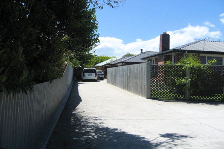 Photo of property in 2/18 Rossiter Avenue, Redwood, Christchurch, 8051