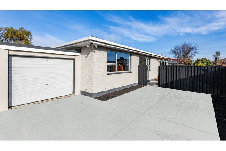 Photo of property in 2/19 Rookwood Avenue, New Brighton, Christchurch, 8083
