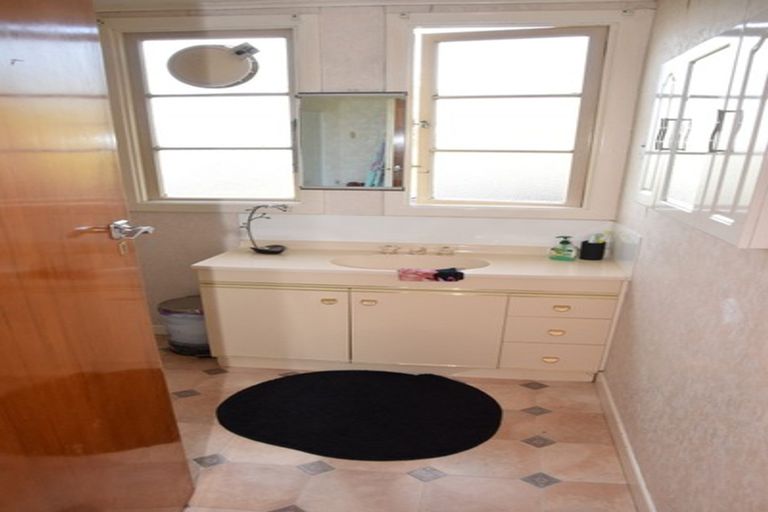 Photo of property in 26 Ferry Road, Edendale, 9825