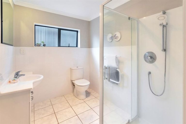 Photo of property in 36b James Laurie Street, Henderson, Auckland, 0612