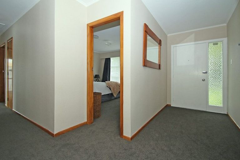 Photo of property in 22 Joanna Place, Deanwell, Hamilton, 3206