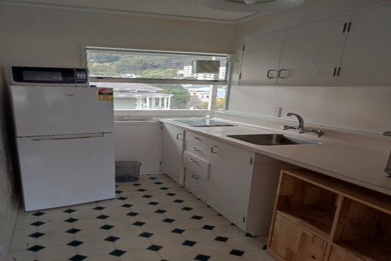 Photo of property in Melksham Towers, 601/131 Brougham Street, Mount Victoria, Wellington, 6011