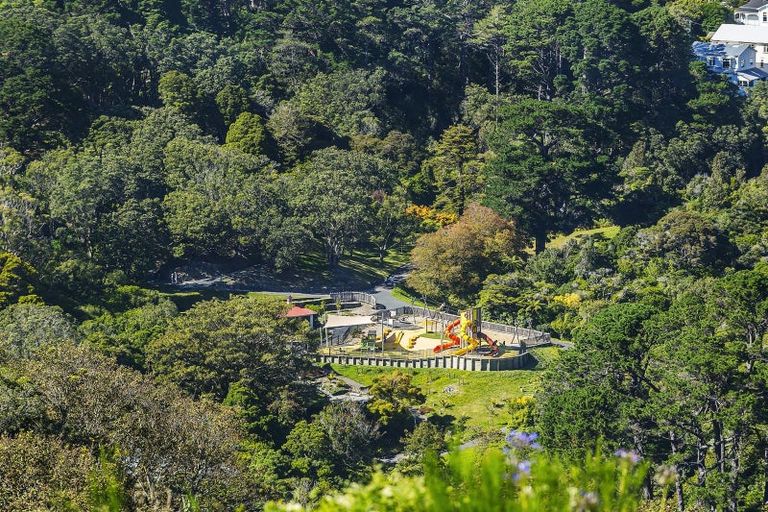 Photo of property in 3 Puketiro Avenue, Northland, Wellington, 6012