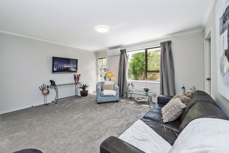 Photo of property in 2/88 Bishop Street, St Albans, Christchurch, 8014
