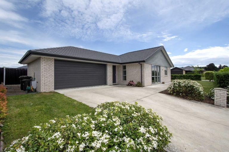 Photo of property in 8 Ragley Way, Rolleston, 7615