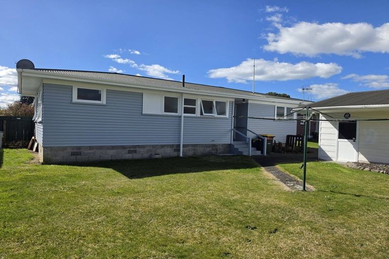 Photo of property in 58 Corlett Street, Utuhina, Rotorua, 3015