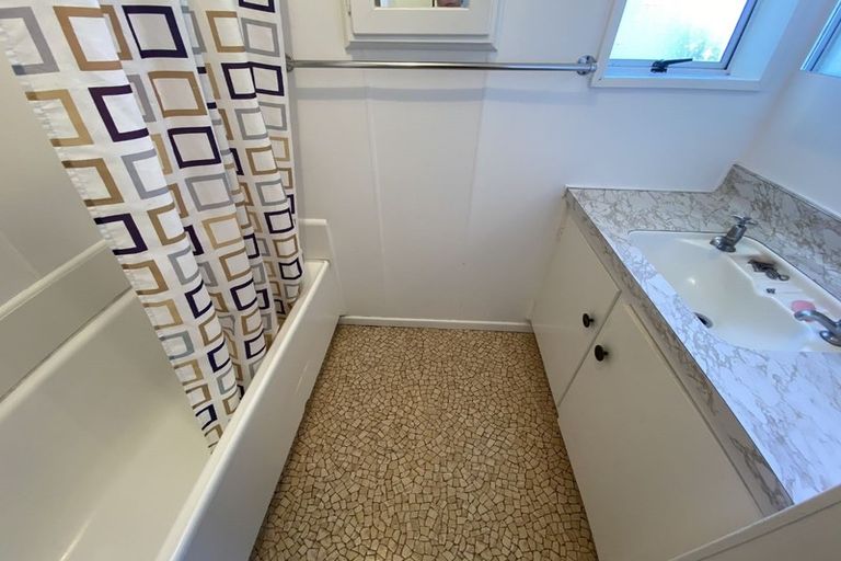 Photo of property in 1/36 Anderson Road, Taradale, Napier, 4112