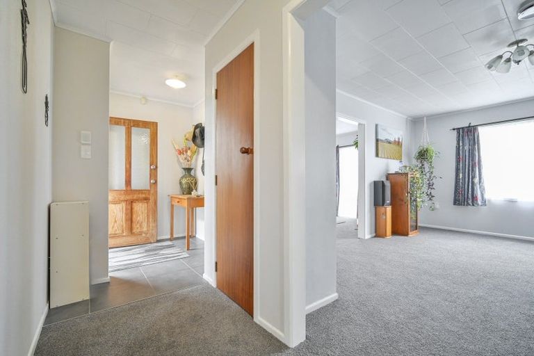 Photo of property in 83 Caernarvon Drive, Flaxmere, Hastings, 4120