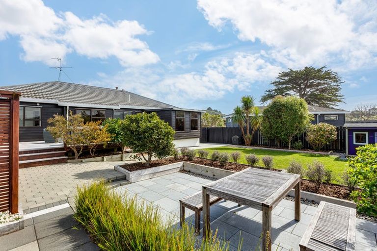 Photo of property in 3 Eclipse Lane, Whitby, Porirua, 5024