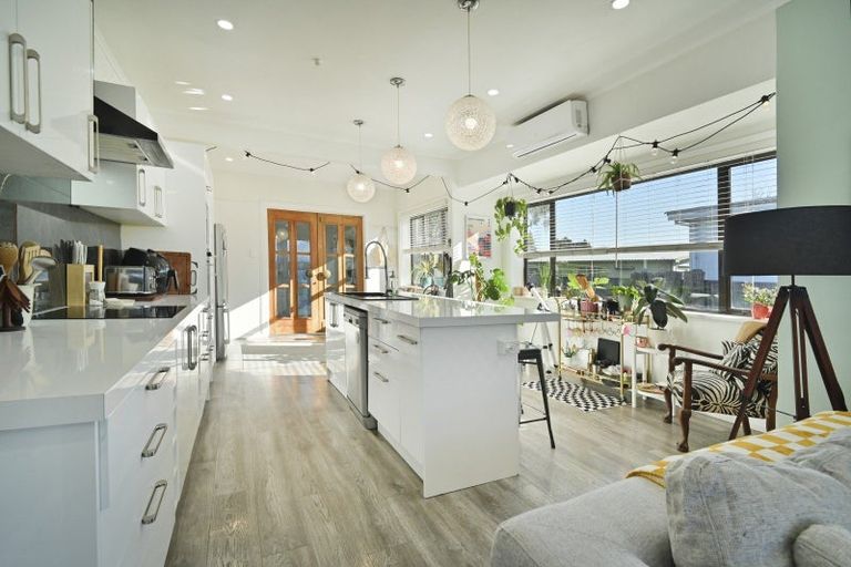 Photo of property in 705 Massey Street, Akina, Hastings, 4122