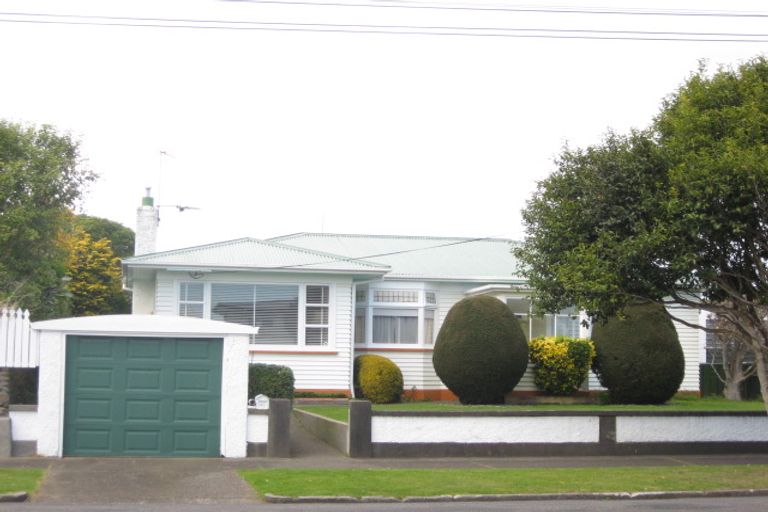 Photo of property in 12 George Street, Lower Vogeltown, New Plymouth, 4310