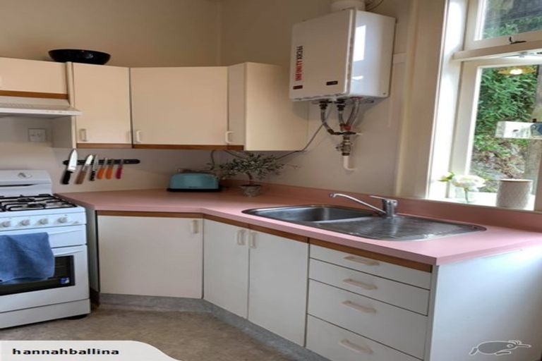 Photo of property in 68 Glenmore Street, Northland, Wellington, 6012