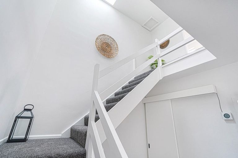 Photo of property in 2/106 Barrington Street, Somerfield, Christchurch, 8024