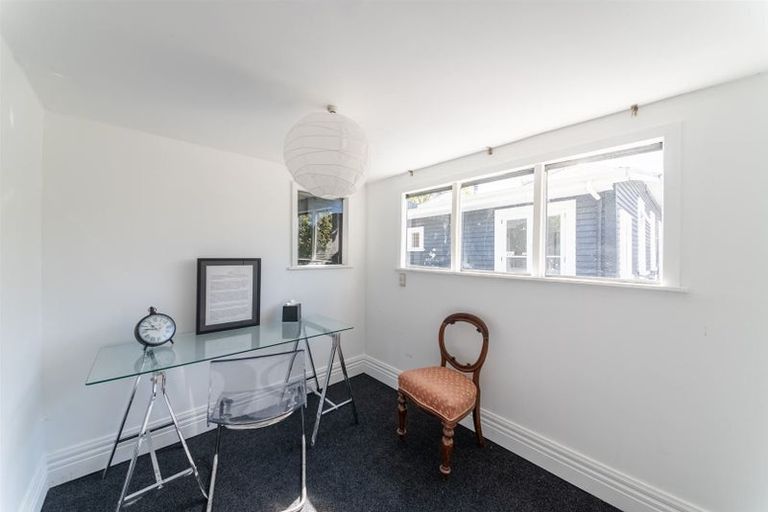 Photo of property in 80 Holly Road, St Albans, Christchurch, 8014