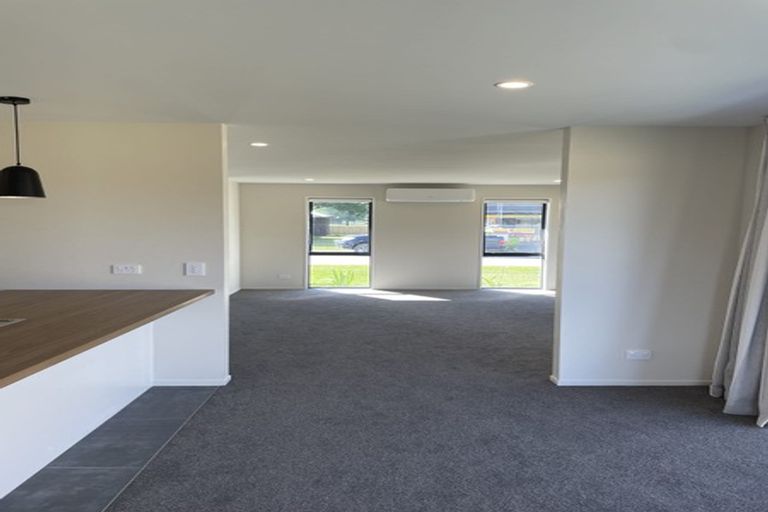 Photo of property in 74 Quinn Crescent, Woodend, 7610