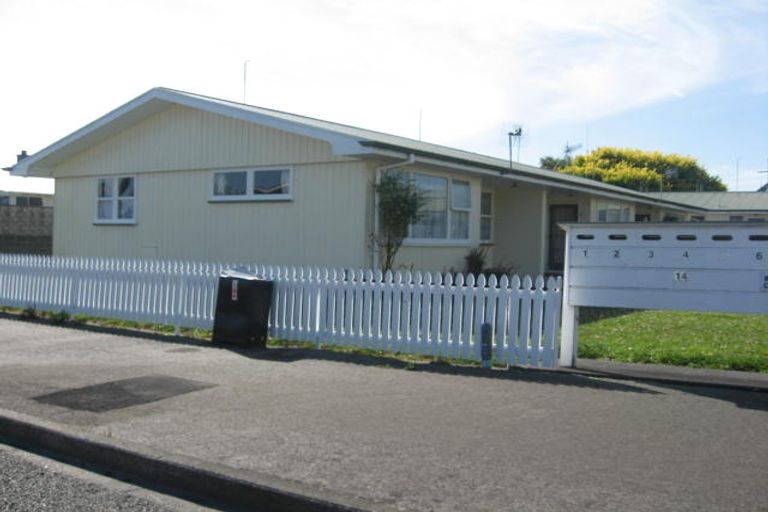 Photo of property in 1/14 Grey Street, Feilding, 4702