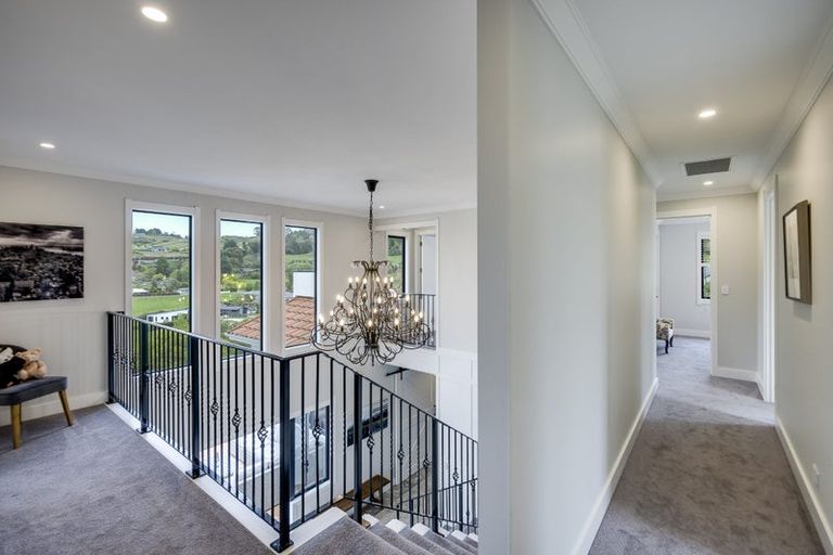 Photo of property in 4 Ridgeway Terrace, Taradale, Napier, 4112