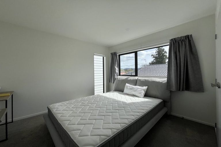 Photo of property in 6/535 Swanson Road, Ranui, Auckland, 0612