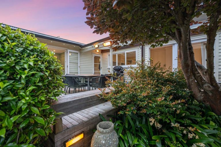 Photo of property in 13 Cameron Street, Takapuna, Auckland, 0622