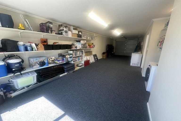 Photo of property in 5 Ashington Road, Silverstream, Upper Hutt, 5019