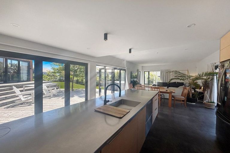 Photo of property in 10 Dove Grove, Westmorland, Christchurch, 8025