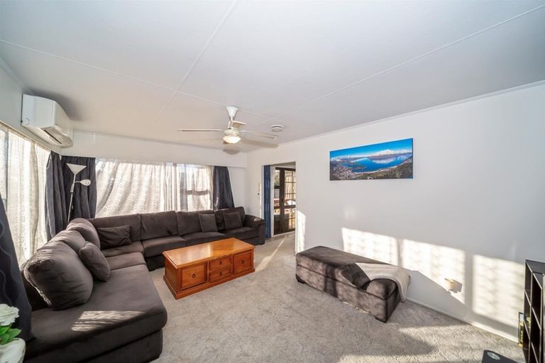 Photo of property in 73 Fantham Street, Hawera, 4610