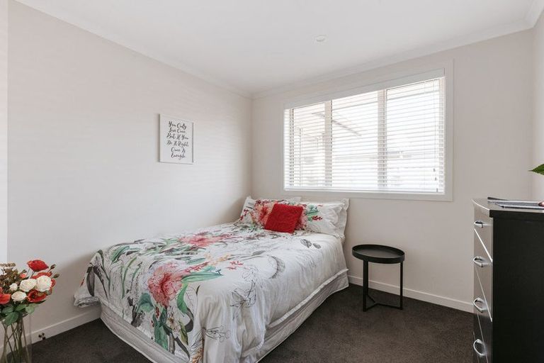 Photo of property in Waterview Estate, 34/4 Greystone Place, Omokoroa, 3114