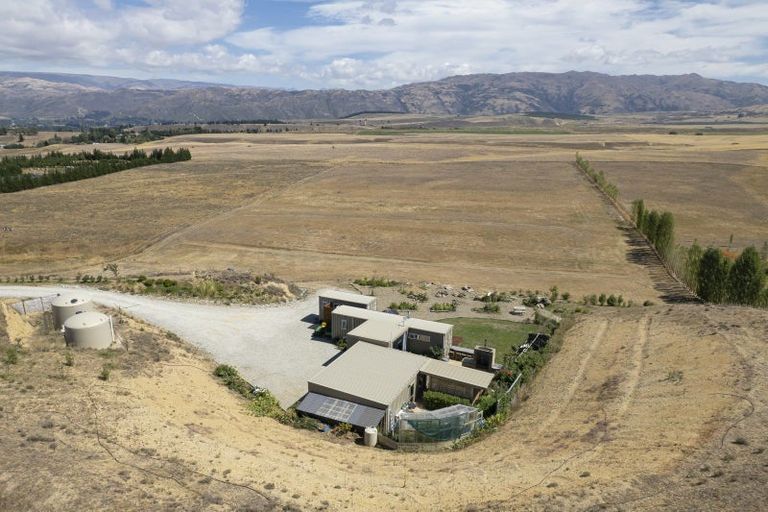 Photo of property in 105 Mcarthur Road, Springvale, Alexandra, 9391