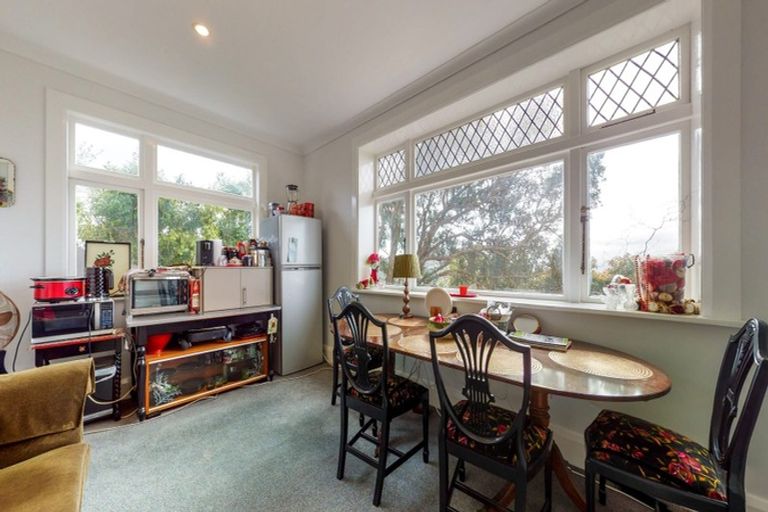 Photo of property in 6 Espin Crescent, Karori, Wellington, 6012