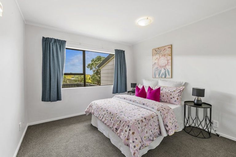 Photo of property in 8 Rakino Avenue, Manly, Whangaparaoa, 0930