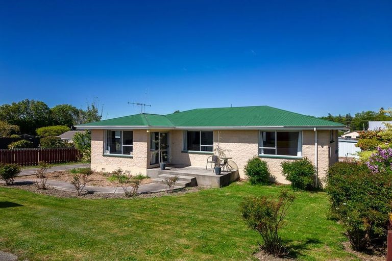 Photo of property in 21 Smith Street, Waimate, 7924