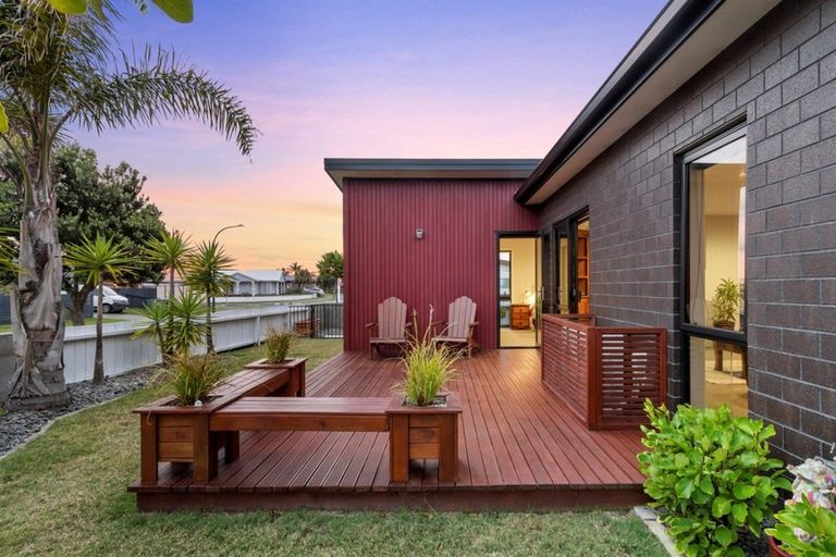 Photo of property in 2 Toetoe Street, Papamoa Beach, Papamoa, 3118