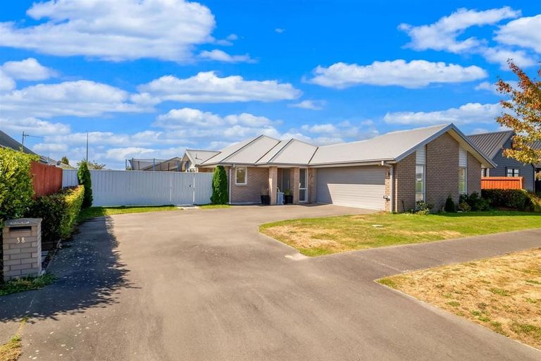 Photo of property in 38 Greenwich Street, Halswell, Christchurch, 8025