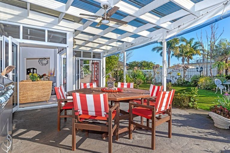 Photo of property in 4 Joshua Lane, Lytton West, Gisborne, 4010