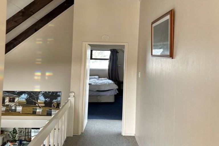 Photo of property in 8 Wallis Street, Raglan, 3225