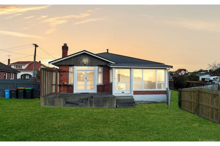 Photo of property in 33 Ashbury Avenue, Waimataitai, Timaru, 7910