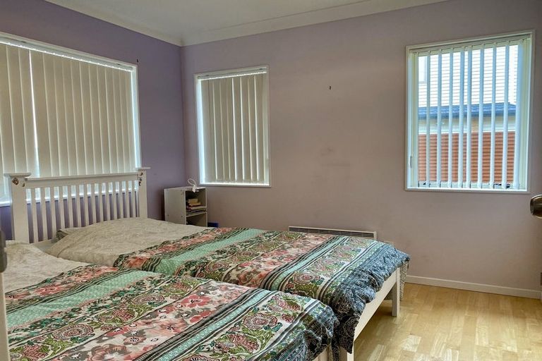 Photo of property in 41 Erlestoke Crescent, Churton Park, Wellington, 6037