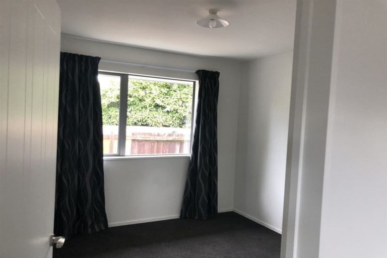 Photo of property in 2/65 Kuaka Crescent, Bromley, Christchurch, 8062