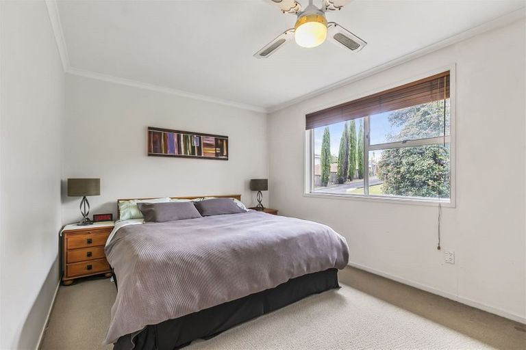 Photo of property in 38a Sunnynook Road, Sunnynook, Auckland, 0620