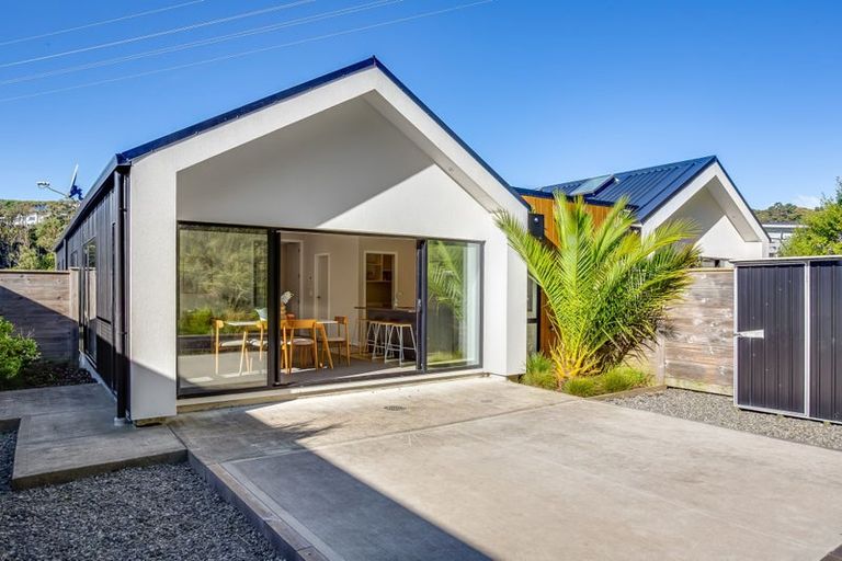 Photo of property in 49 Banks Boulevard, Whitby, Porirua, 5024