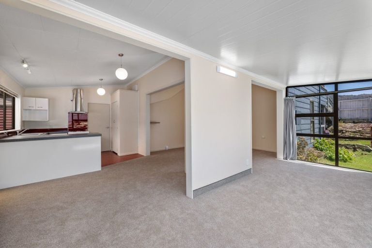 Photo of property in 62 Waikawa Road, Picton, 7220