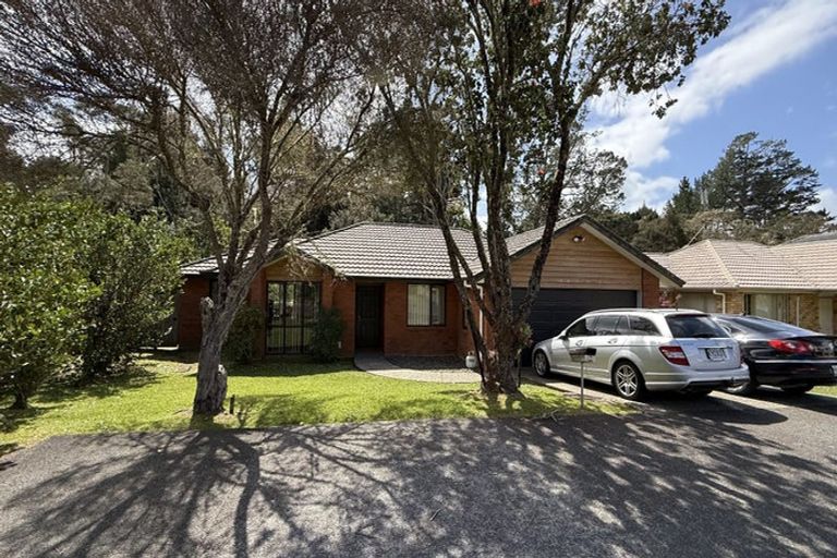 Photo of property in 30 Lomas Way, Albany, Auckland, 0632