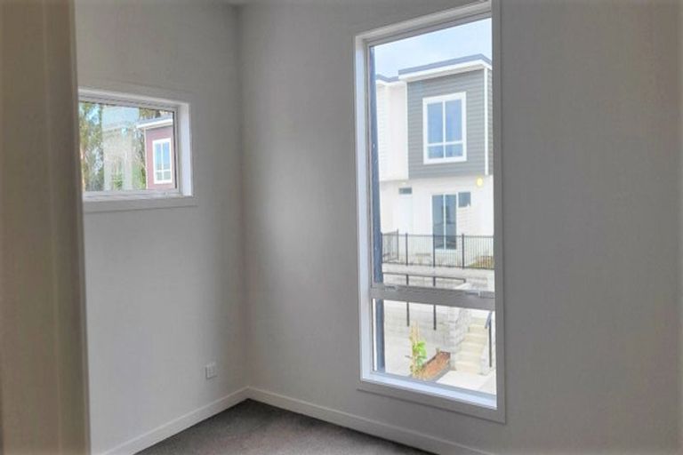 Photo of property in 15/30 Adventure Drive, Whitby, Porirua, 5024