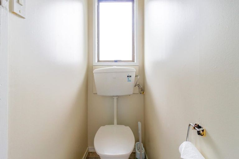 Photo of property in 6 Nearco Street, Randwick Park, Auckland, 2105