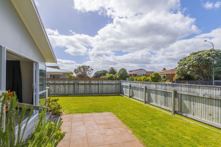 Photo of property in 26 Teoti Street, Paraparaumu Beach, Paraparaumu, 5032