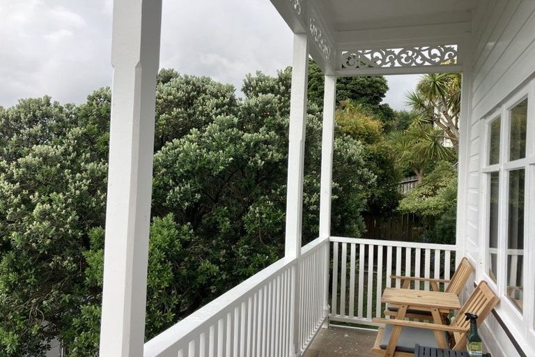 Photo of property in 2 Konini Road, Hataitai, Wellington, 6021