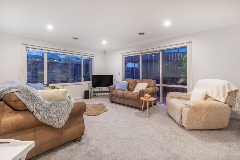 Photo of property in 47 Te Puia Drive, Aotea, Porirua, 5024