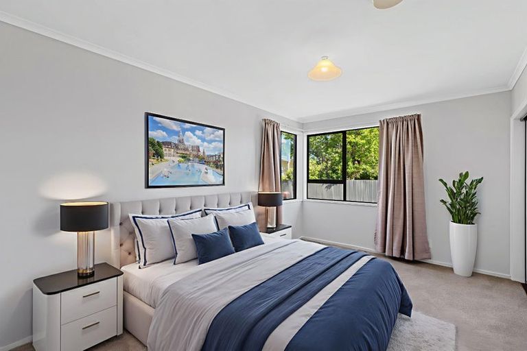 Photo of property in 2/94a Condell Avenue, Papanui, Christchurch, 8053