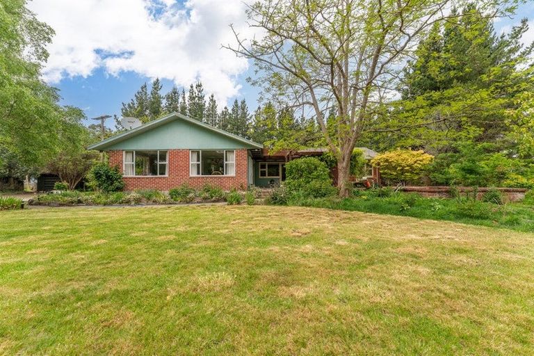 Photo of property in 52 Levels Plain Road, Levels, Timaru, 7975